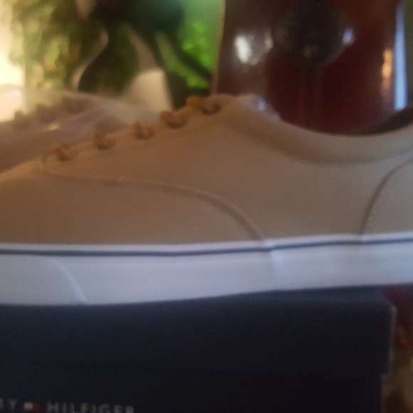 TOMMY HILGER SHOES - Picture 2 of 8